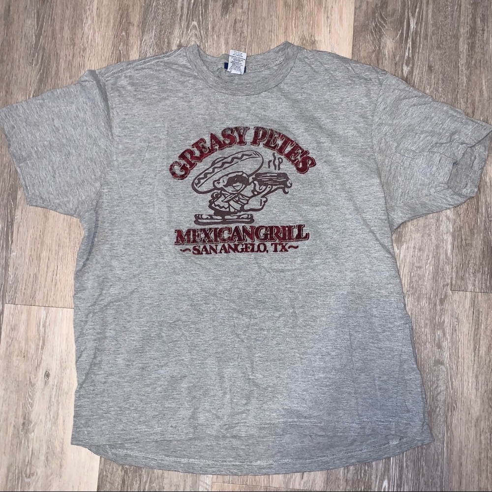 Old Navy tshirt